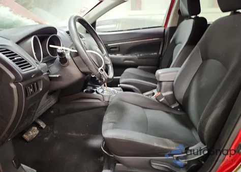 2015 Mitsubishi Outlander Sport Es z USA, uszkodzony, nr VIN 4A4AP3AU2FE008883